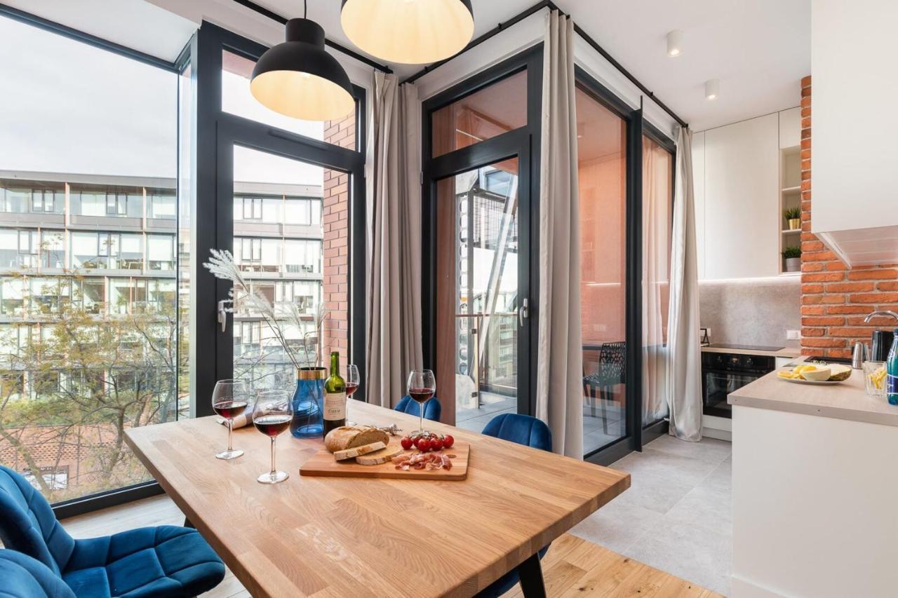 Rent Like Home - Plac Konesera 6 Varşova Dış mekan fotoğraf